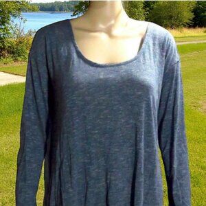 Gray Pullover w/ Sharkbite Hem Top